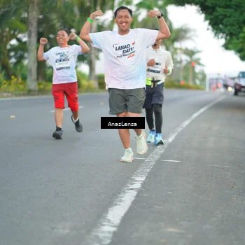 Runner Photo 7738929