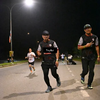 Runner Photo 7738935