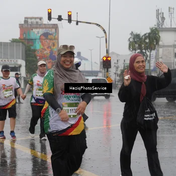 Runner Photo 7738949