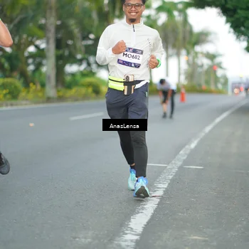 Runner Photo 7738971