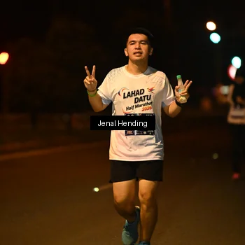Runner Photo 7738993