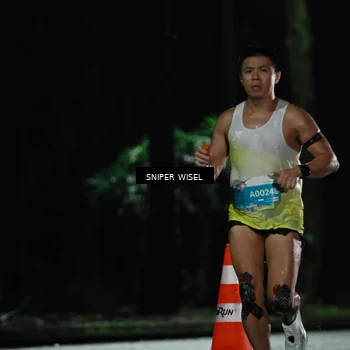 Runner Photo 7739016