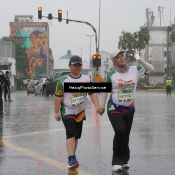Runner Photo 7739037