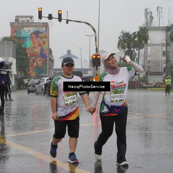 Runner Photo 7739045