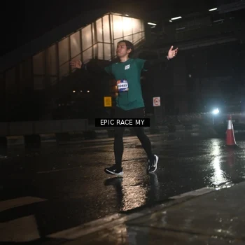 Runner Photo 7739046