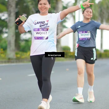Runner Photo 7739049