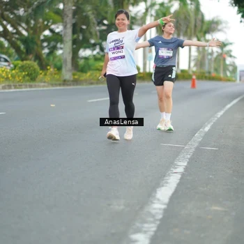 Runner Photo 7739055