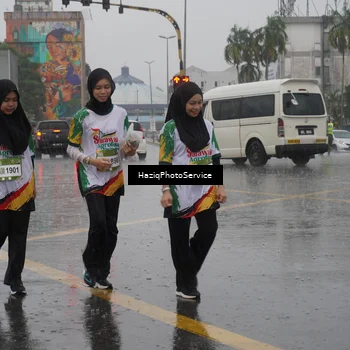 Runner Photo 7739067