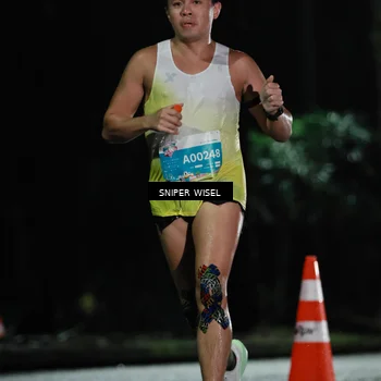 Runner Photo 7739072