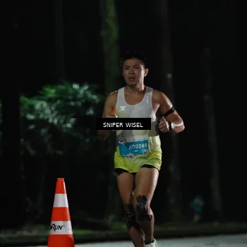 Runner Photo 7739079