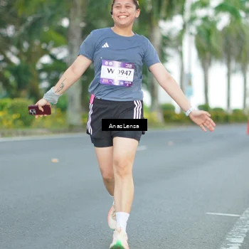 Runner Photo 7739082