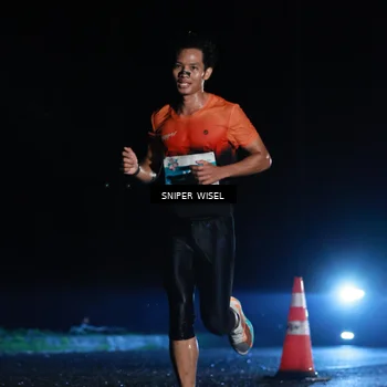 Runner Photo 7739106