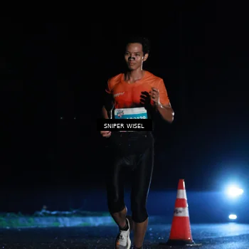 Runner Photo 7739115