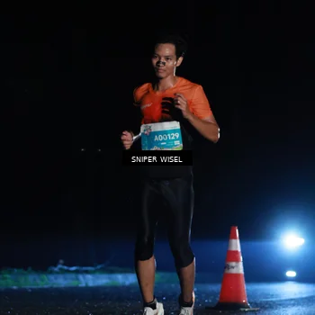 Runner Photo 7739117