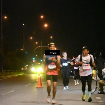 Runner Photo 7739118