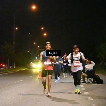 Runner Photo 7739124