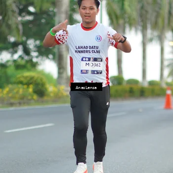 Runner Photo 7739141