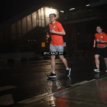 Runner Photo 7739149
