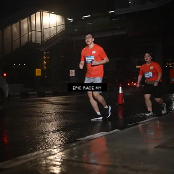 Runner Photo 7739150