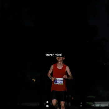 Runner Photo 7739159