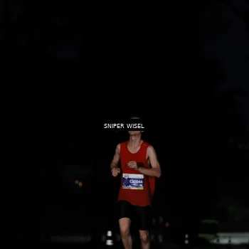 Runner Photo 7739165