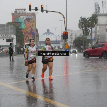 Runner Photo 7739170