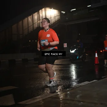 Runner Photo 7739178