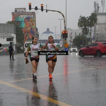 Runner Photo 7739182
