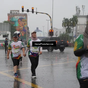 Runner Photo 7739196