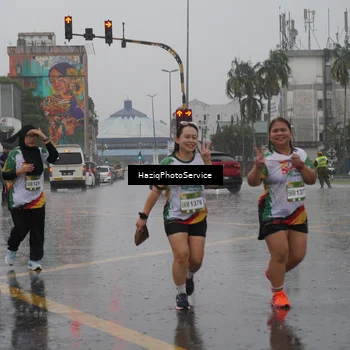Runner Photo 7739206
