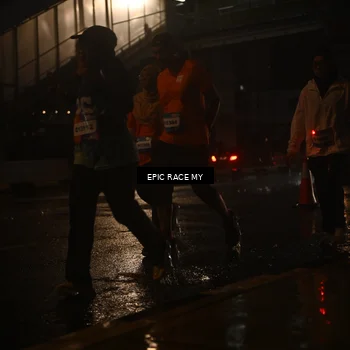 Runner Photo 7739212