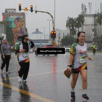 Runner Photo 7739217