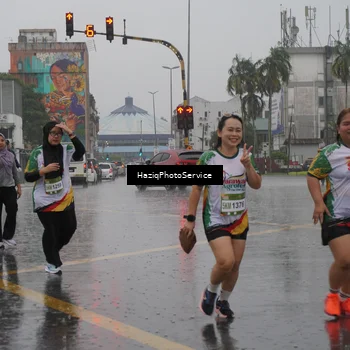 Runner Photo 7739219