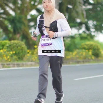 Runner Photo 7739240