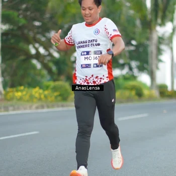 Runner Photo 7739242