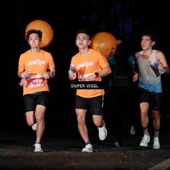 Runner Photo 7739260