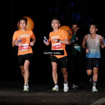 Runner Photo 7739270