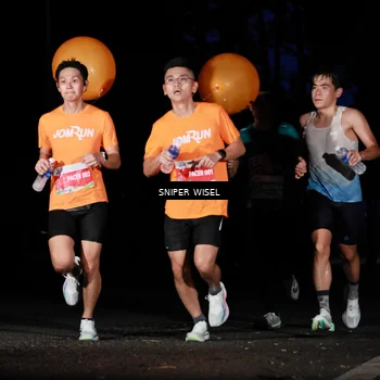 Runner Photo 7739285