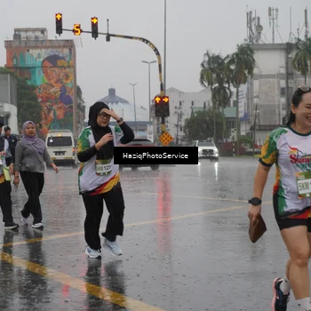 Runner Photo 7739288