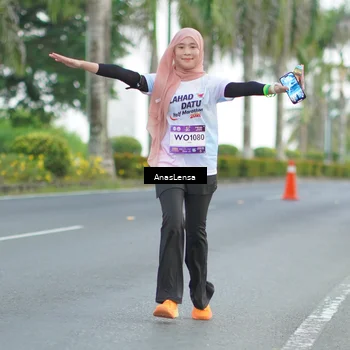 Runner Photo 7739290