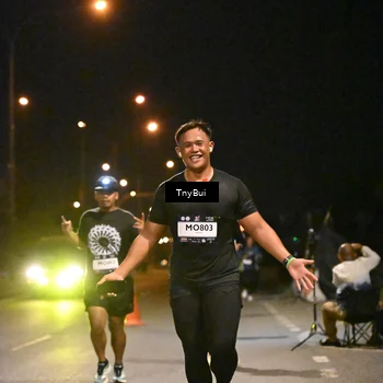 Runner Photo 7739312