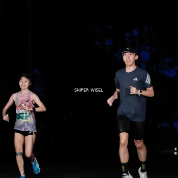 Runner Photo 7739324