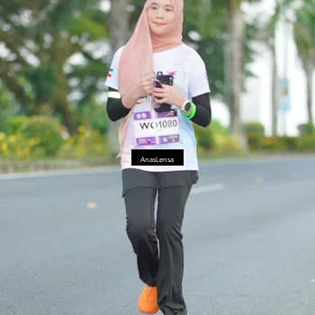 Runner Photo 7739340