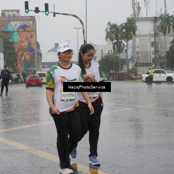Runner Photo 7739346