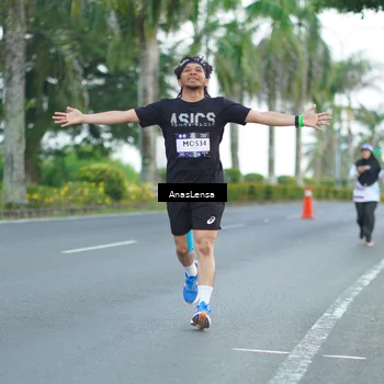 Runner Photo 7739355