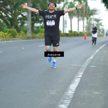 Runner Photo 7739364