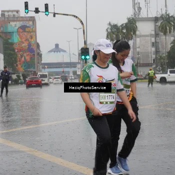 Runner Photo 7739368