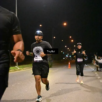 Runner Photo 7739401