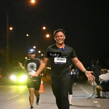 Runner Photo 7739409
