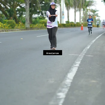 Runner Photo 7739410